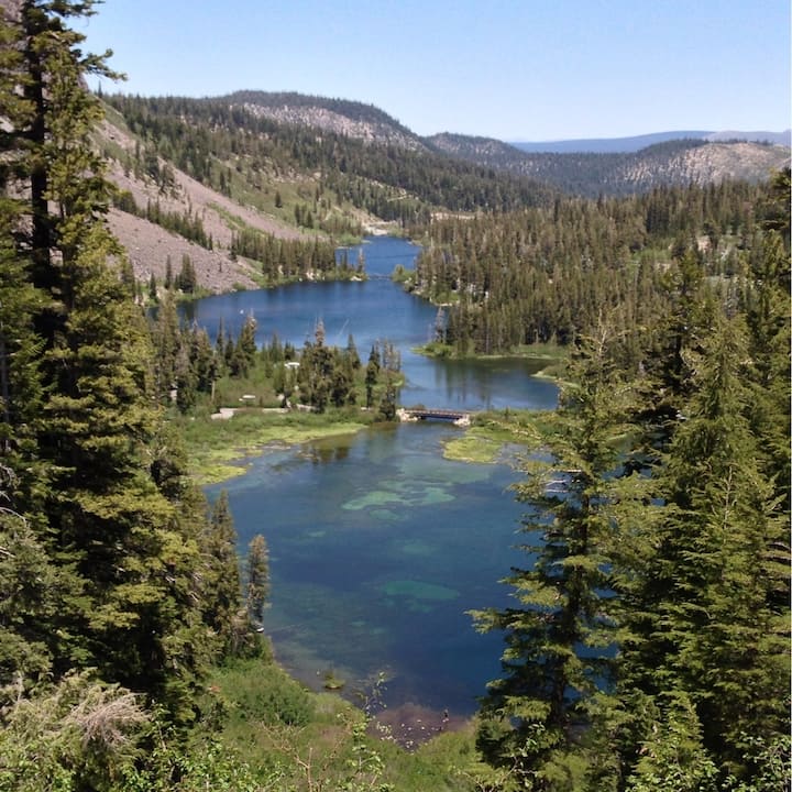 Tonopah, a FiveStar Luxury Stay in Mammoth Lakes Townhouses for Rent