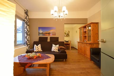 Beliebte Airbnb-Anzeige: Apartment with balcony in the In-Veedel Cologne Ehrenfeld in Ehrenfeld