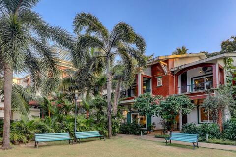 Heritage Nirvana Villa - 4BHK | Caretkr,Parkg,Wifi