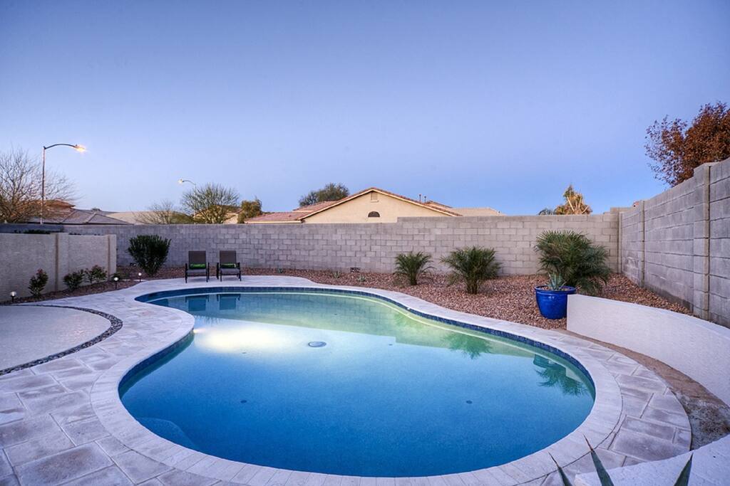 Top 100 Airbnb Rentals 2017 in Glendale, Arizona