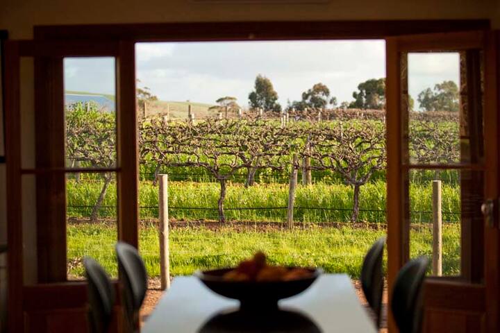 The Kirche – Luxury Vineyard Accommodation gallery image 2