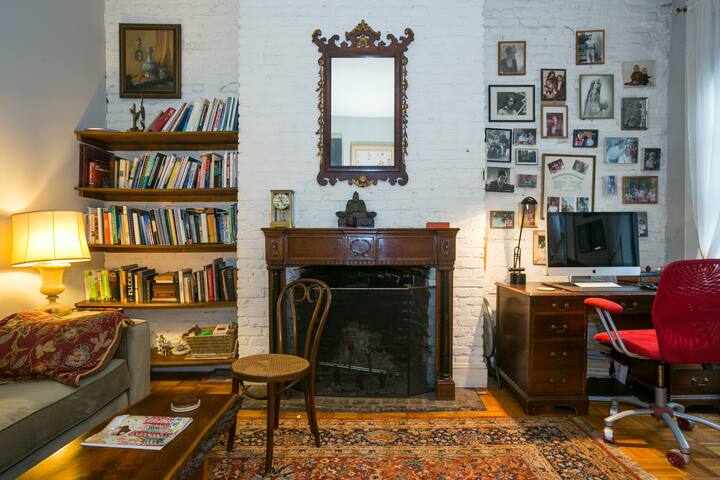 Historic East Village Townhouse gallery image 5