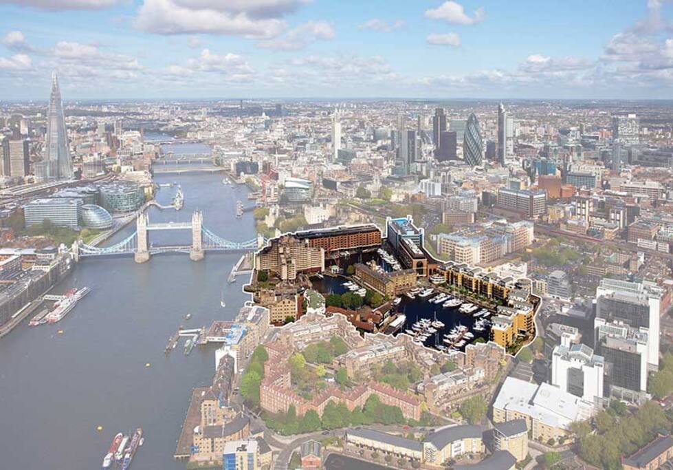 The highlighted area shows close proximity of the apartment to Tower Bridge. Just follow the perimeter of the dock to get to Tower Bridge, Tower of London and Tower Hill Tube Underground Station. Or cross the bridge to savour the delights of Borough Market by London Bridge (south side) and start your tour of the South Bank from there...so much to do, so much to see...don't hesitate to ask us for any help.