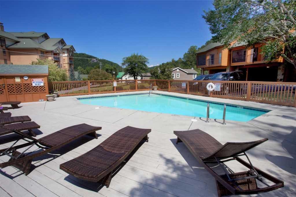 Bring your swimsuit and sunscreen - When you stay at Gatlinburg Village 104 you’ll have access to the complex’s outdoor swimming