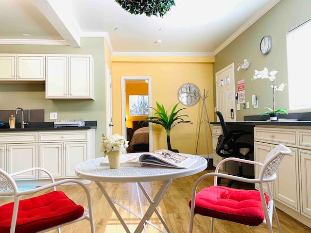 Airbnb Redwood City Vacation Rentals Places To Stay