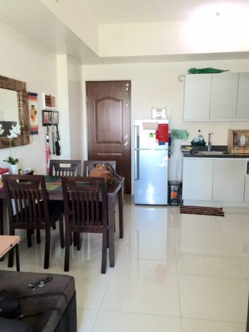 Kitchen appliances, ref, induction cooker with 4 burner, microwave, rice cooker, kitchen utensils