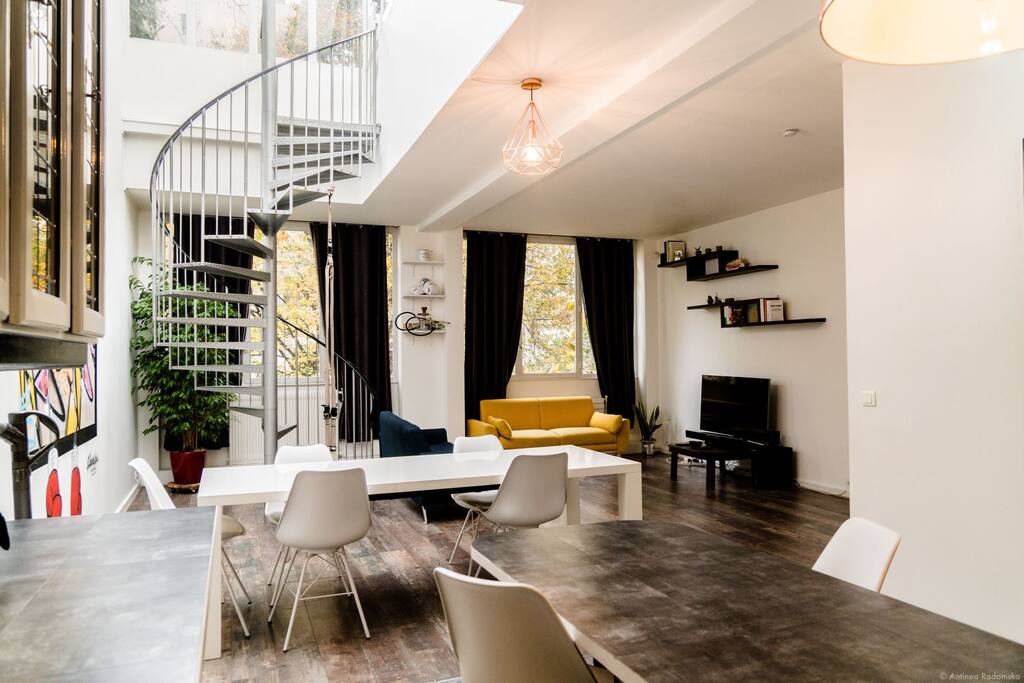 80m2 Leaving room and open kitchen area / Salon-Cuisine de 80m2