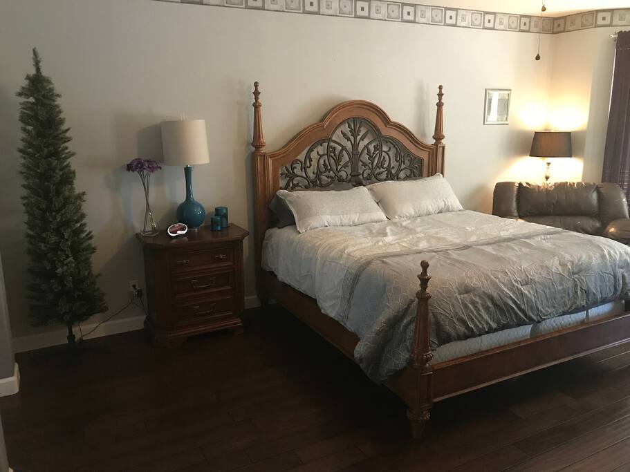 King sized bed