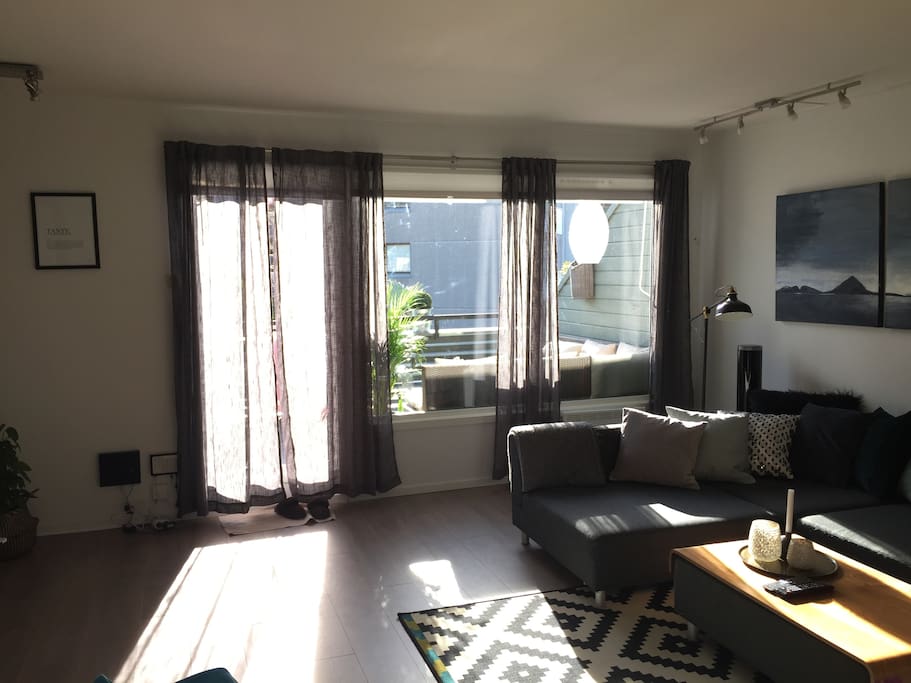 Livingroom with access to balcony