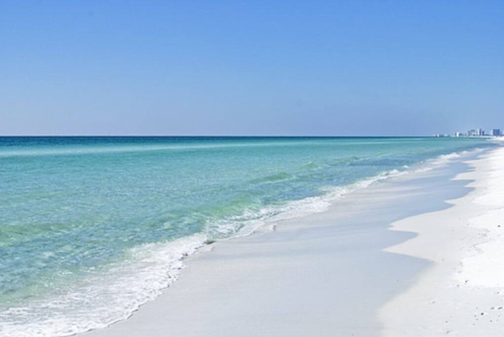 Villa on Grand Lagoon. Bring your boat. LOCATION! - Panama City Beach의 콘도에서 살아보기, 플로리다, 미국