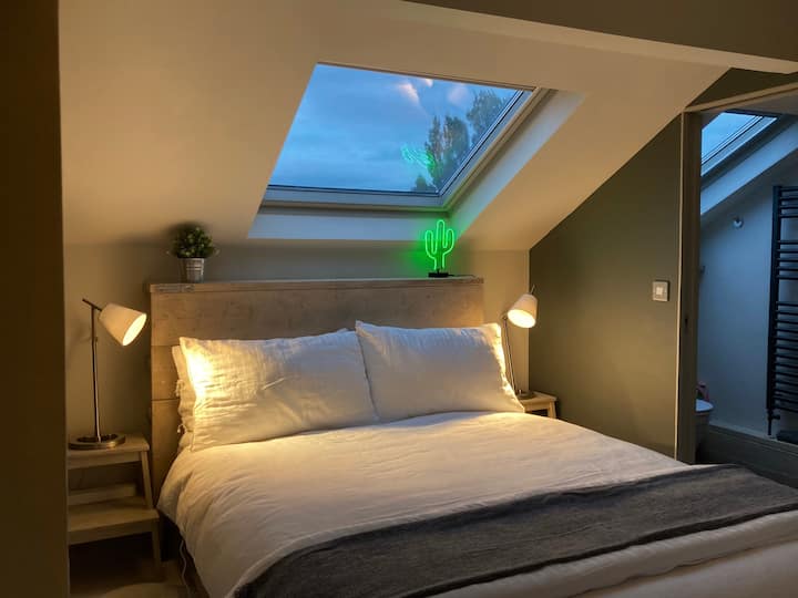 Birkenhead Holiday Rentals & Homes England, United Kingdom Airbnb