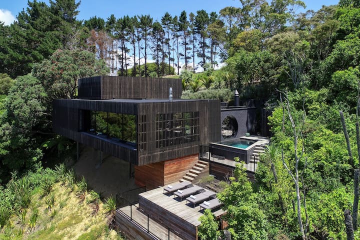 Lantern House - Waiheke Island - Houses for Rent in Auckland
