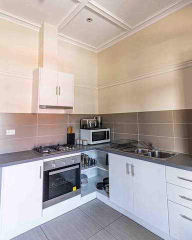Annandale Hotel managed Airbnb listing 2