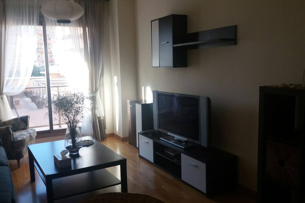 SALÓN A ESTRENAR CON TV