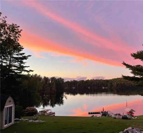 Luxury lake view paradise perfection year round