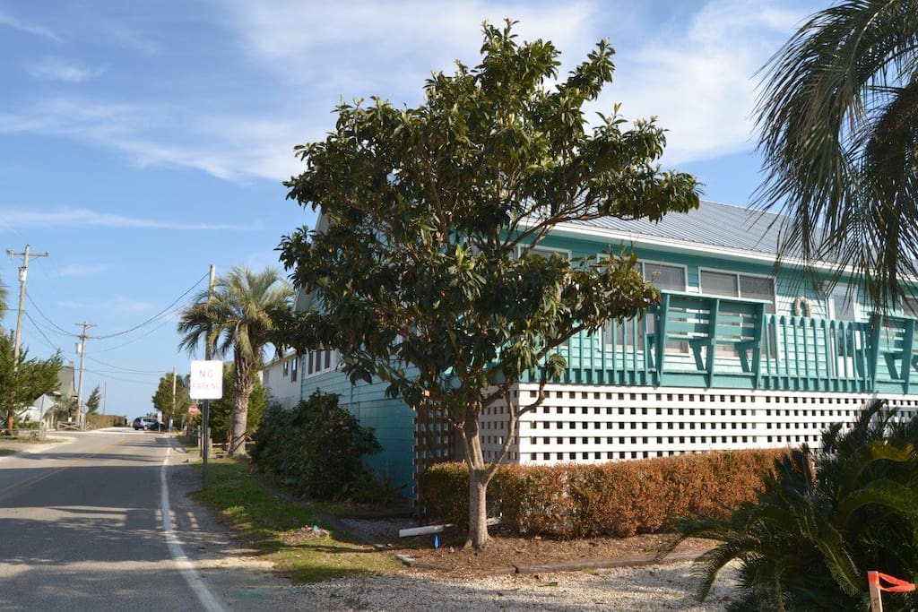 Pawleys Island Beach House block from beach Houses for Rent in