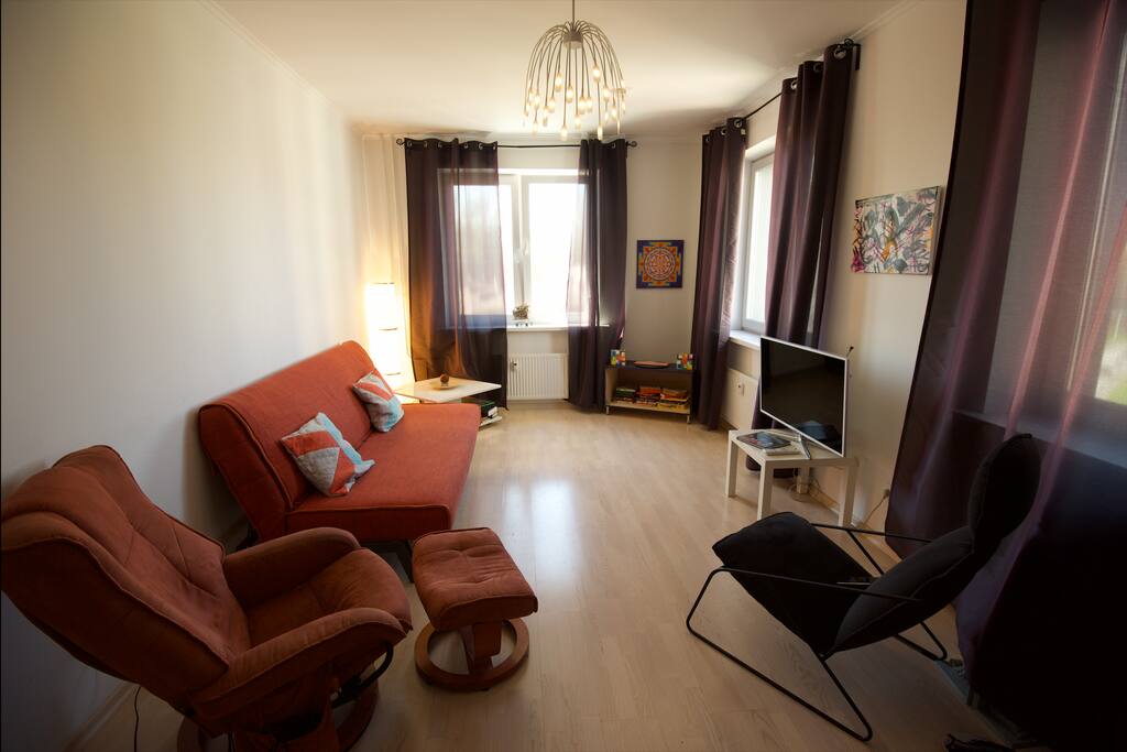 TV, playstation, massage chair