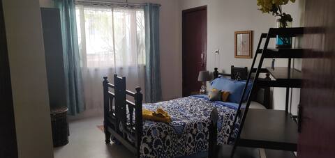 Hyderabadi Hospitality Extended! Bed & Breakfast!