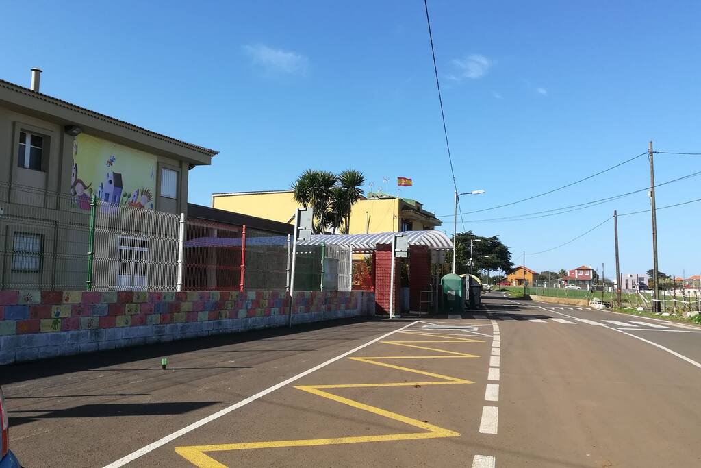Calle Alfredo Hernández Canino a la altura del Colegio El Ortigal