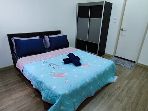 New Premium Stay Kajang@MKH Boulevard Netflix+WIFI