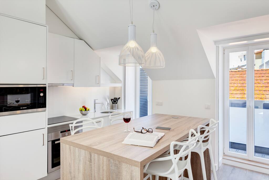 Superior One Bedroom Apartment