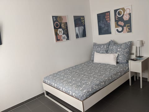 Nürtingen City Center Apartment