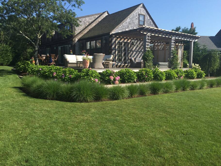 Charming Nantucket Cottage