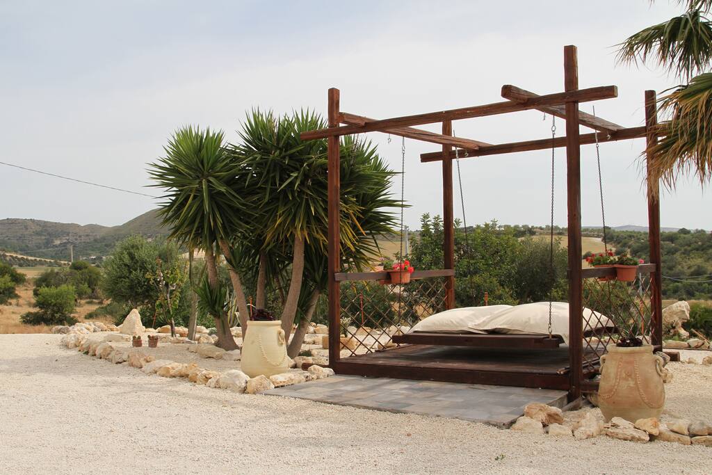 Day Bed Swing