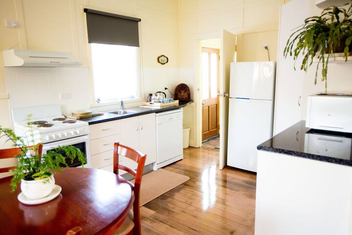 King Island Green Ponds Cottage B&B gallery image 2