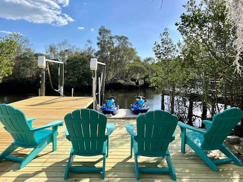Waterfront,Pool,Island,Beach,Kayaks,Nature Parks