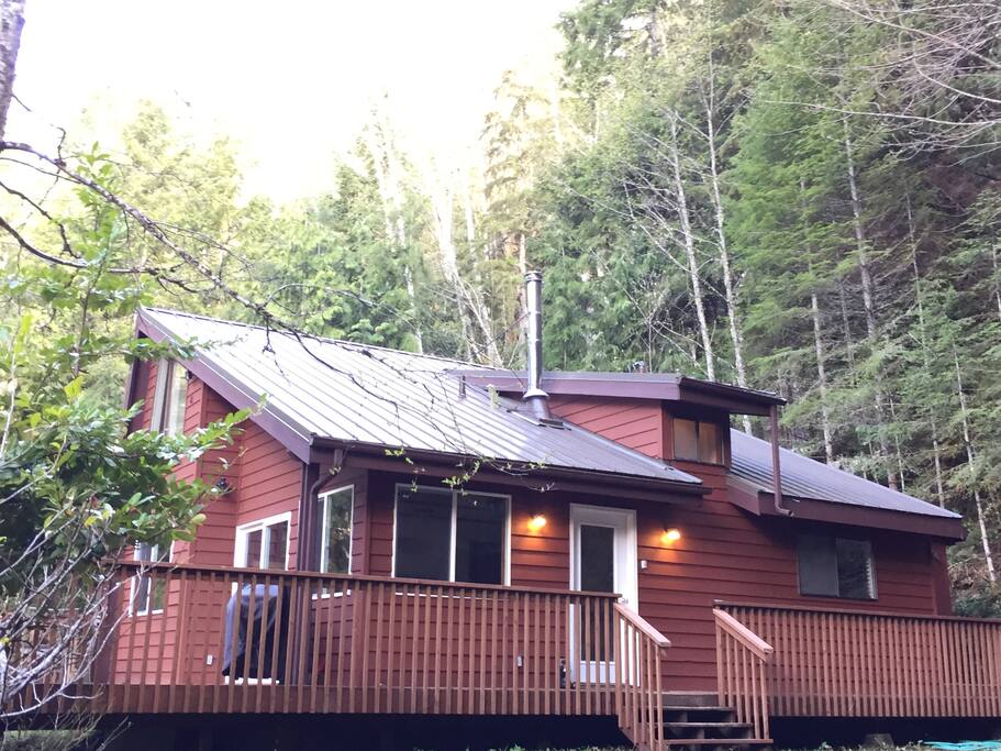 Enchanted Forest Cabin In Olympic National Park Houses for Rent in