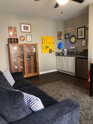 Coppergrove Guesthouse - Fresh, New Apartment