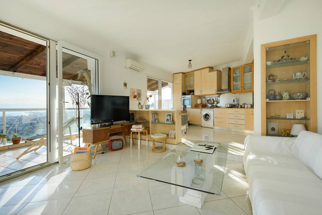 the living room and kitchen