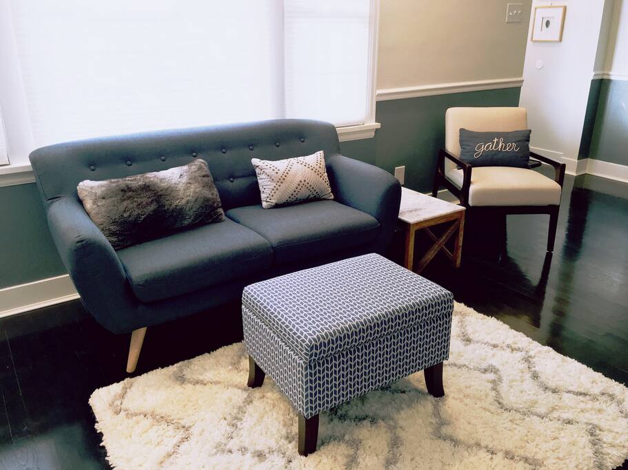 Cozy living room to discuss your plans in this historic town!