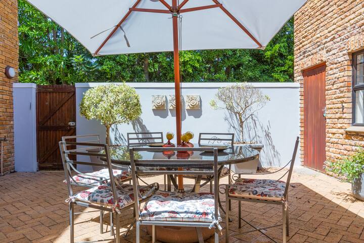 Stunning Views from Verdant Garden of Constantia Valley Home gallery image 4