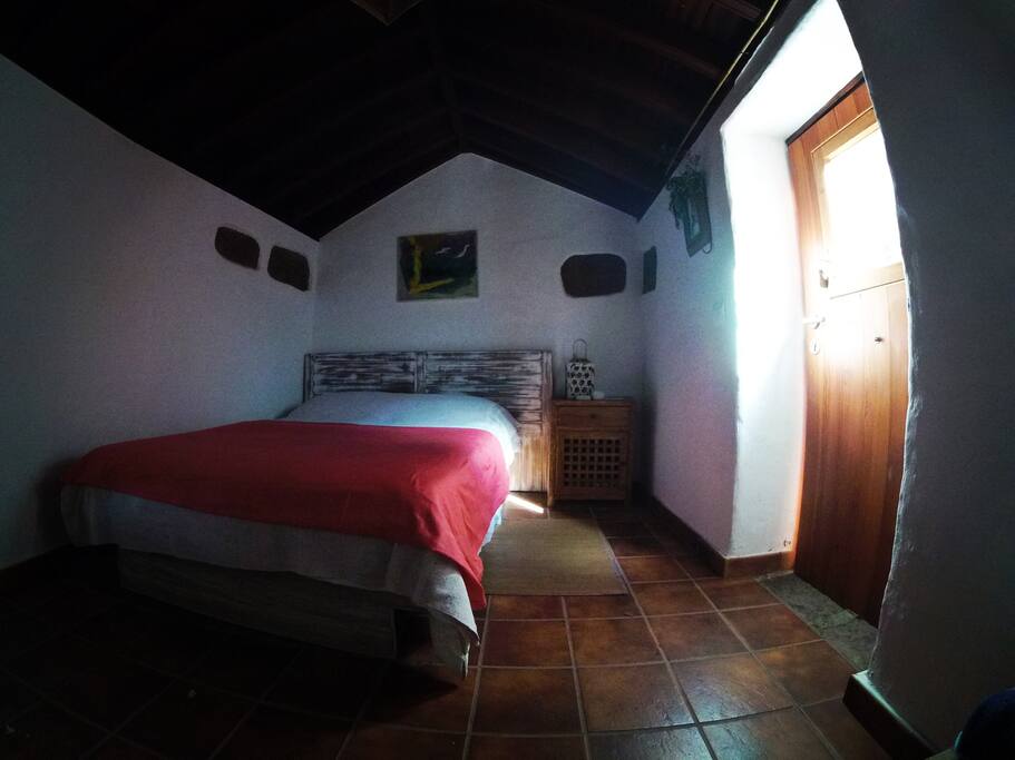 Habitacion tradicional. Simplicidad acojedora