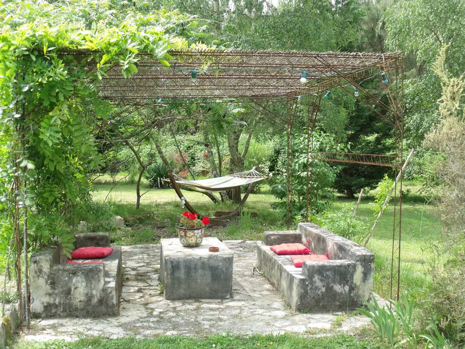 Parc (apéritif sous pergola)