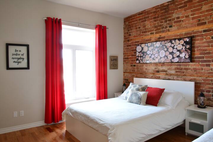 Best Choice – 3 Full Bathrooms – 6 beds – Terrace gallery image 4