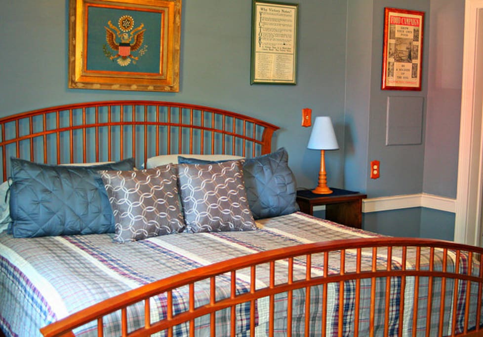 Americana has a king sized bed