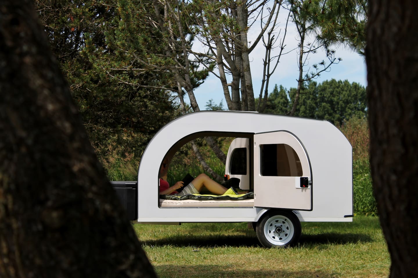 DROPLET Teardrop Trailer Campers RVs For Rent In Vancouver DROPLET Teardrop Trailer Campers RVs For Rent In Vancouver