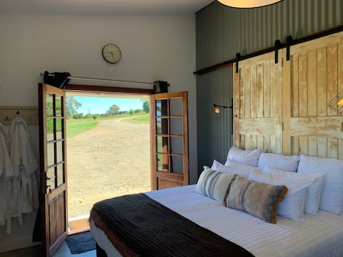 Hawthorn Hill, Millthorpe