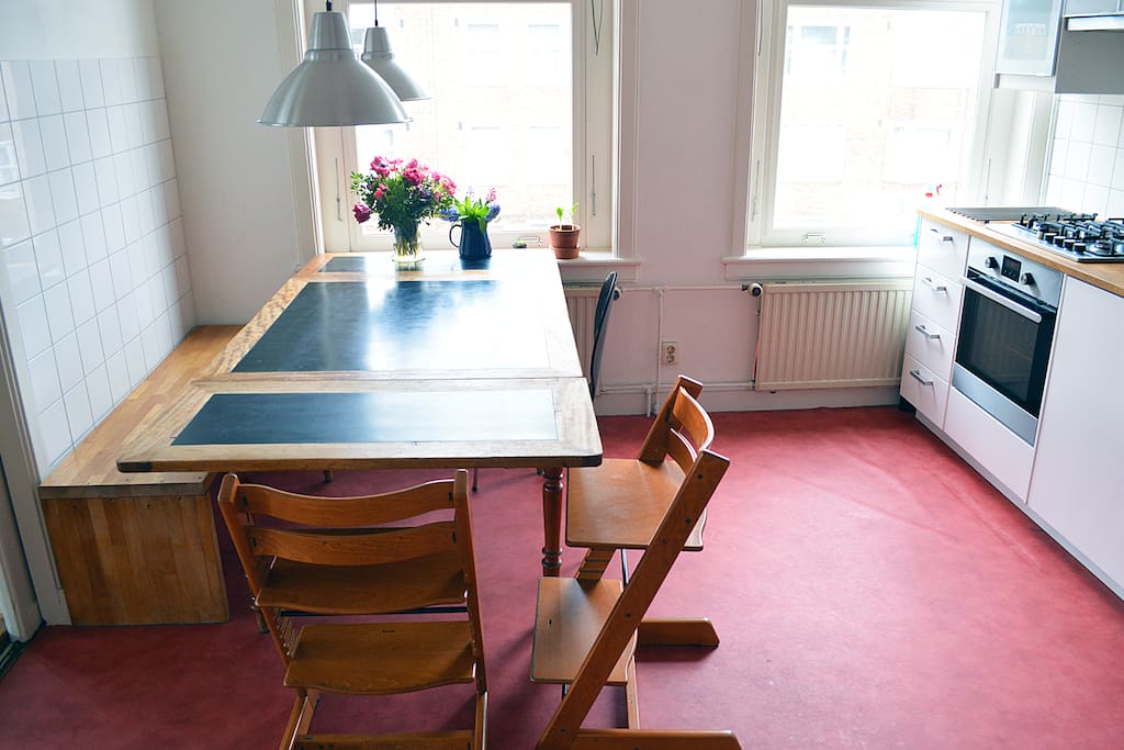 It is fully equipped and has everything you need to prepare your own great meal