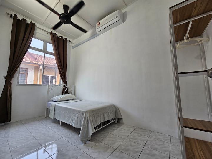 חדר שינה מס '3: יחיד