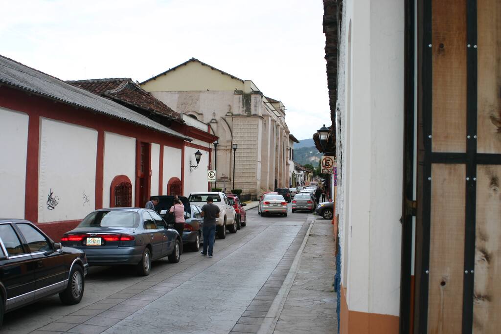 En el centro de la ciudad, a 3 cuadras del parque central