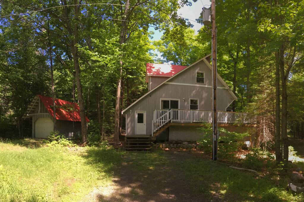 3Bedroom Cabin on Baptiste Lake Cabins for Rent in Highland Grove