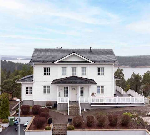 Seaside Luxury Villa with Stunning View