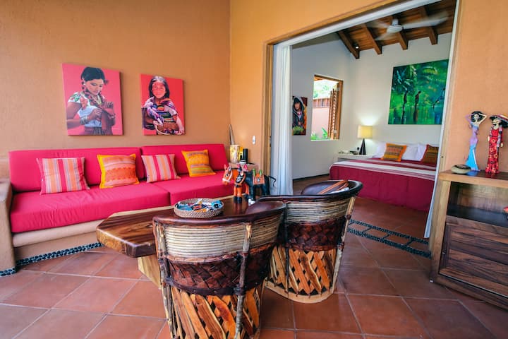 Casita Rita, A Luxury Villa Rental Near The Beach! - Zihuatanejo