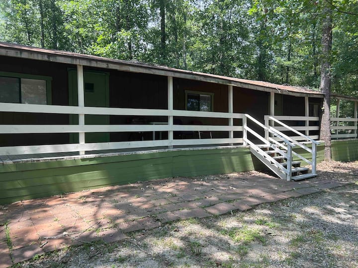 Belle cabane centrale climatisée et avec d 2 Cabanes à louer à