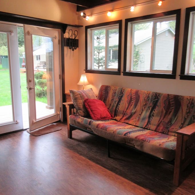 Cottage with Futon Sofa Bed