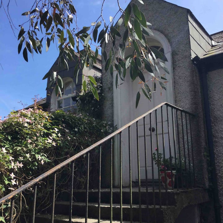 (Rm. 1) Selfcontained flat in Newtownmountkennedy Apartments for